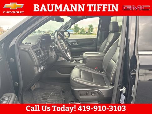 Used 2022 GMC Yukon SLT w/ SLT Luxury Package AWD/4WD image 9