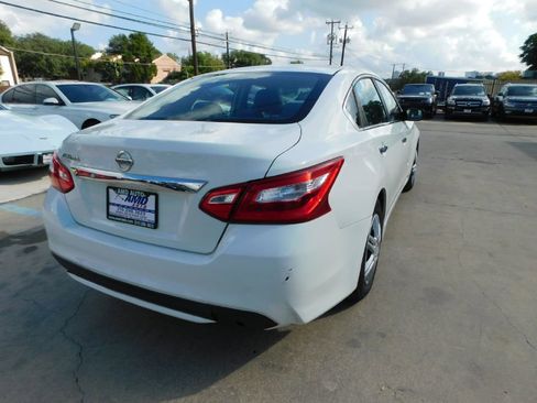 Used 2017 Nissan Altima 2.5 image 7
