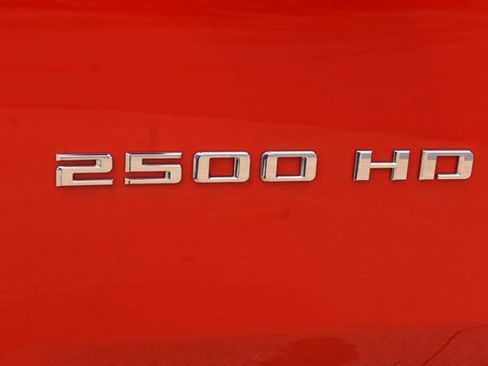Used 2024 Chevrolet Silverado 2500 LT w/ Convenience Package AWD/4WD image 14