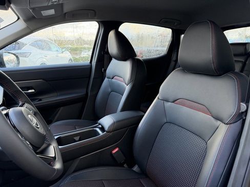 New 2026 Nissan Kicks SR w/ Cold Weather Package image 14