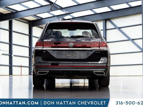 Used 2024 Volkswagen Atlas SE AWD/4WD image 24