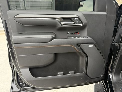 Used 2022 GMC Sierra 1500 AT4 w/ AT4 Preferred Package image 19