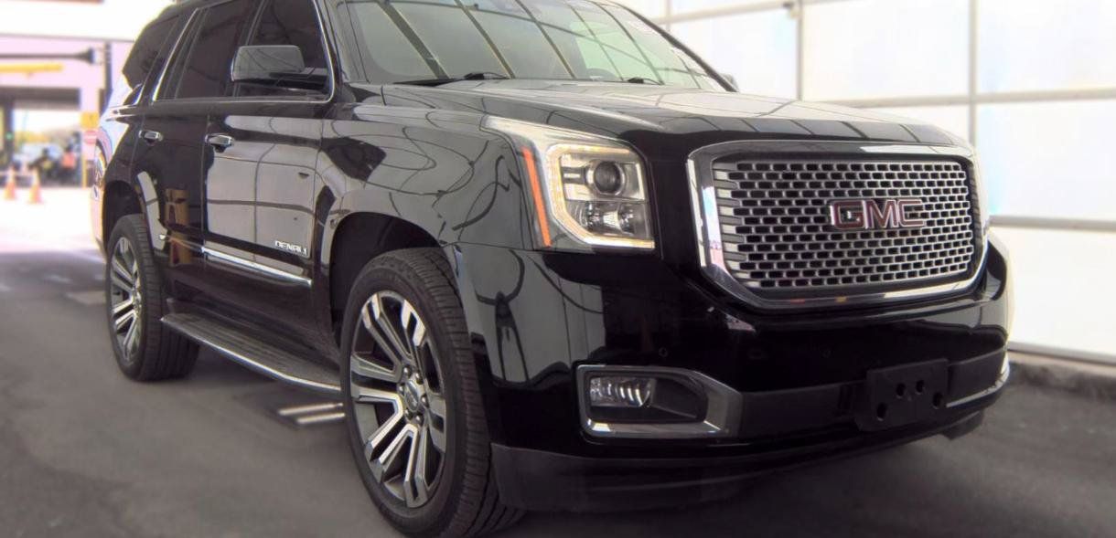 Used 2017 GMC Yukon Denali w/ Open Road Package AWD/4WD image 4
