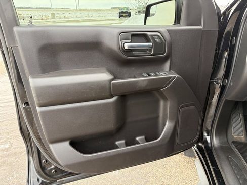 Used 2024 Chevrolet Silverado 1500 Custom image 18