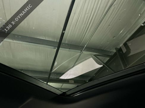 Used 2024 Land Rover Defender 130 X-Dynamic SE image 26