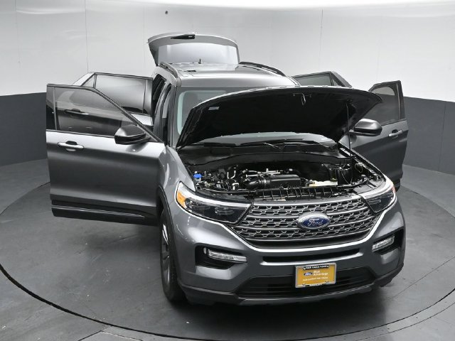 Certified 2023 Ford Explorer XLT w/ Equipment Group 202A AWD/4WD image 54