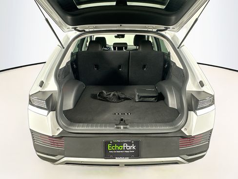 Used 2024 Hyundai Ioniq 5 SE RWD image 30