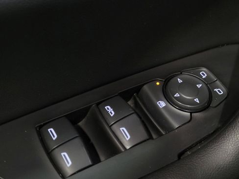 Used 2019 Chevrolet Blazer RS w/ Sun and Wheels Package image 27