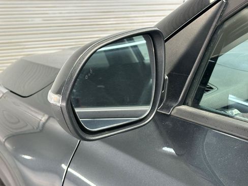 Used 2025 Kia Seltos S FWD image 18