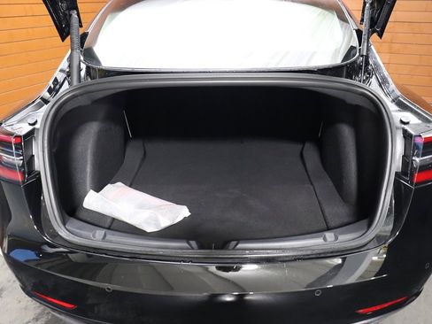 Used 2022 Tesla Model 3 Long Range image 13