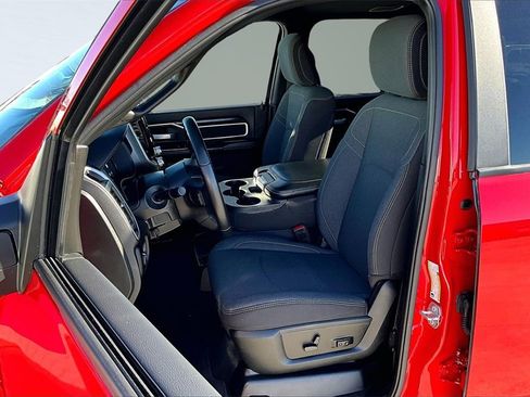 Used 2024 RAM 2500 Big Horn w/ Sport Appearance Package image 26