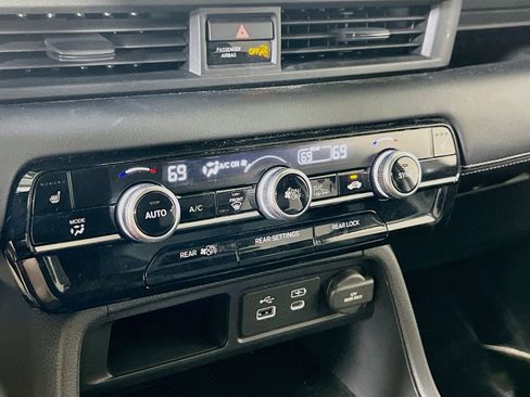 Used 2023 Honda Pilot EX-L image 15