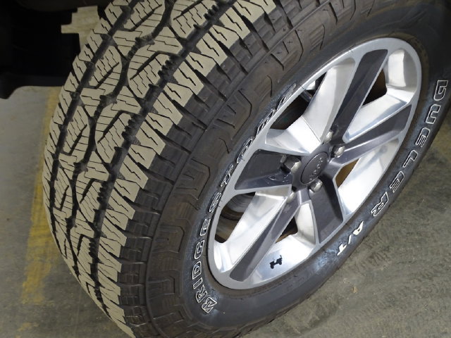 Used 2018 Jeep Wrangler Unlimited Sahara w/ Safety Group AWD/4WD image 36