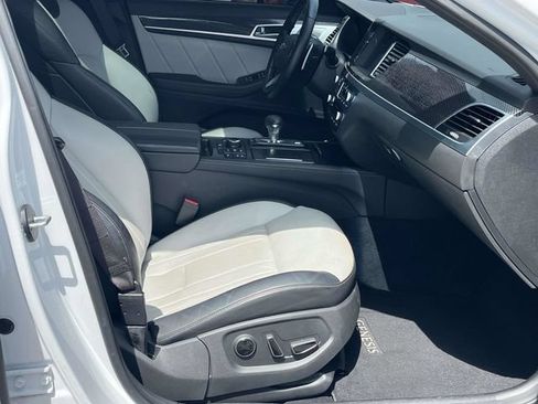 Used 2018 Genesis G80 3.3T Sport RWD image 26