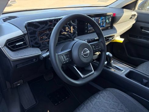 New 2026 Nissan Kicks SV FWD image 10