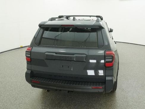 New 2026 Toyota 4Runner SR5 image 7