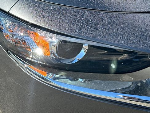 New 2026 MAZDA MAZDA3 2.5 S Sedan w/ Preferred Pkg image 30