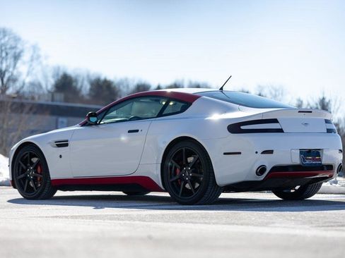 Used 2006 Aston Martin V8 Vantage Coupe image 15