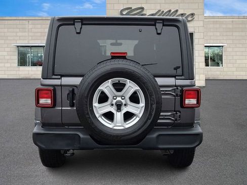 Used 2022 Jeep Wrangler Unlimited Sport AWD/4WD image 6