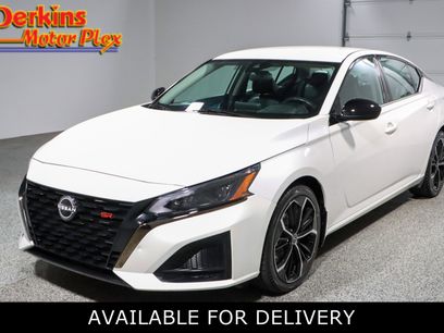 Used 2023 Nissan Altima 2.5 SR