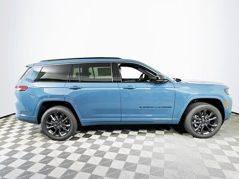 New 2026 Jeep Grand Cherokee L Limited AWD/4WD image 8