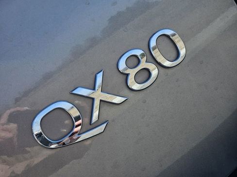 Used 2014 INFINITI QX80 w/ Theater Package image 11