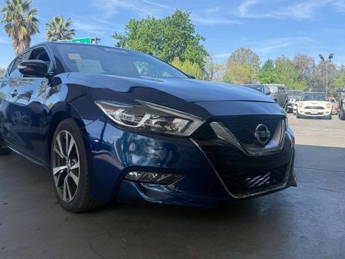 Used 2016 Nissan Maxima SR FWD image 16