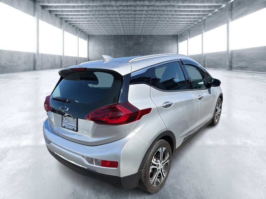 Used 2020 Chevrolet Bolt Premier w/ Infotainment Package FWD image 3