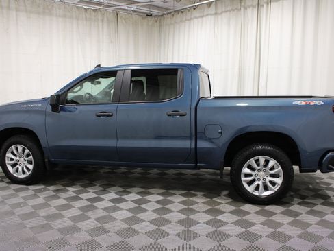 Used 2024 Chevrolet Silverado 1500 Custom AWD/4WD image 29