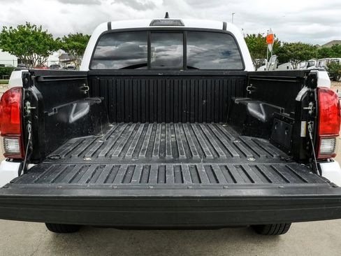 Used 2020 Toyota Tacoma SR w/ SR Convenience Package RWD image 52