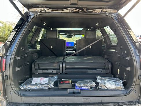 Used 2026 Toyota Sequoia Platinum image 27