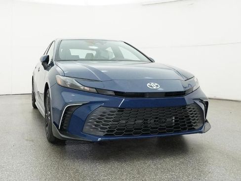 New 2026 Toyota Camry SE image 6