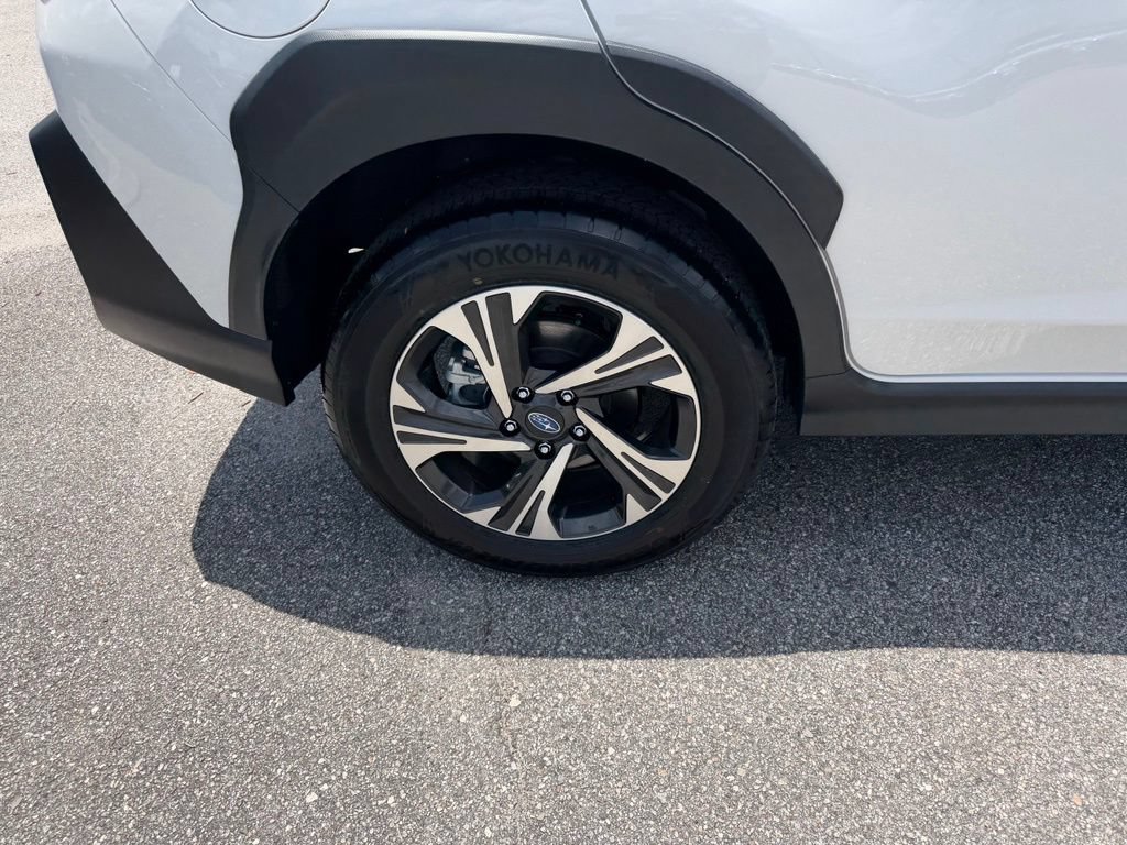 Used 2026 Subaru Crosstrek 2.5i Premium AWD/4WD image 5
