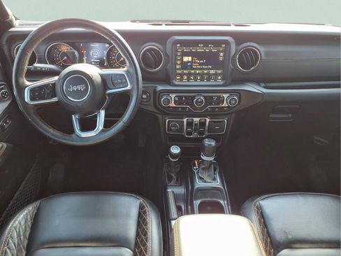Used 2020 Jeep Wrangler Unlimited Sahara AWD/4WD image 10