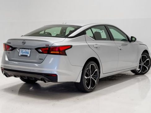 Used 2025 Nissan Altima 2.5 SR AWD/4WD image 32