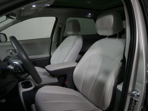 Used 2024 Hyundai Ioniq 5 Limited AWD/4WD image 11