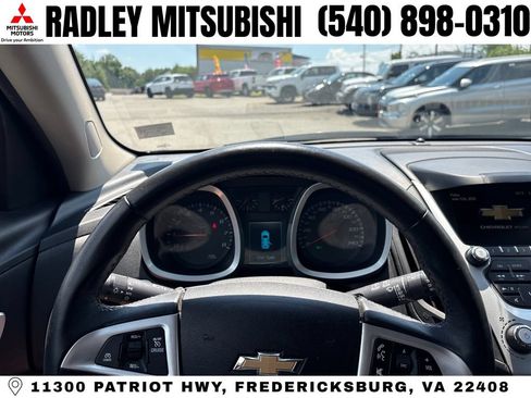 Used 2017 Chevrolet Equinox LT w/ Convenience Package FWD image 6