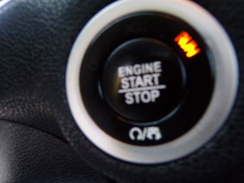 Used 2017 Chrysler 300 S image 35