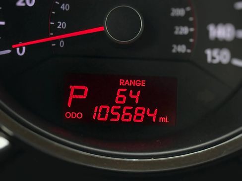 Used 2013 Kia Sorento LX FWD image 25