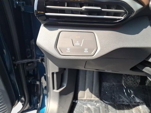 Used 2023 Volkswagen ID.4 Pro image 15