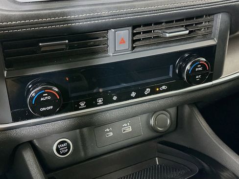 Certified 2023 Nissan Rogue SV AWD/4WD image 22