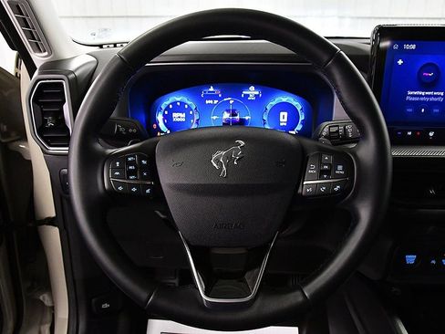 Used 2025 Ford Bronco Sport Badlands image 18