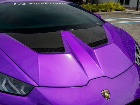 Used 2021 Lamborghini Huracan EVO RWD image 41