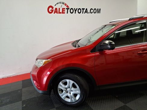 Used 2015 Toyota RAV4 LE image 3