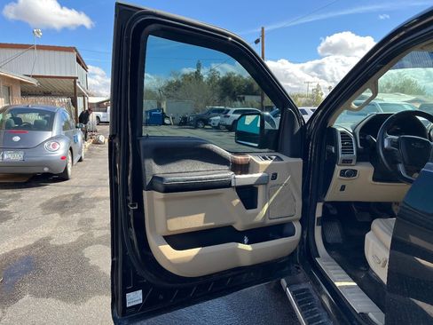 Used 2015 Ford F150 Lariat w/ Equipment Group 502A Luxury image 12