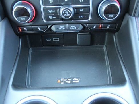 Used 2024 Chevrolet Suburban RST w/ Sport Performance Package image 34