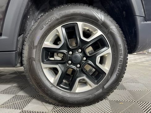 Used 2018 Jeep Compass Trailhawk w/ Leather Interior Group image 46