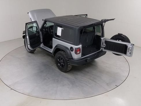 Used 2023 Jeep Wrangler Sport AWD/4WD image 47