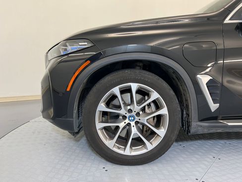 Certified 2025 BMW X5 xDrive50e image 11