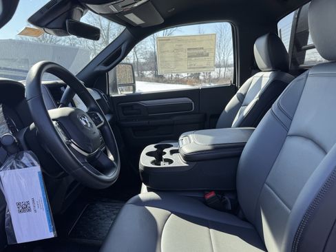 New 2025 RAM 3500 Tradesman image 9